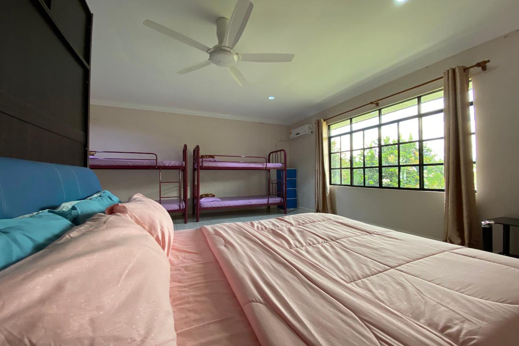 OYO Home 90318 Tambunan Nature Lodge Bagian luar foto